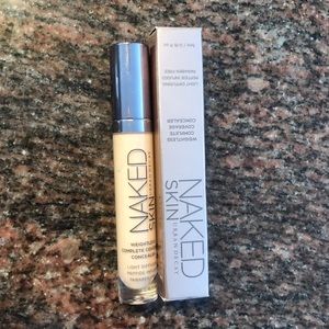Urban Decay Naked Skin Concealer